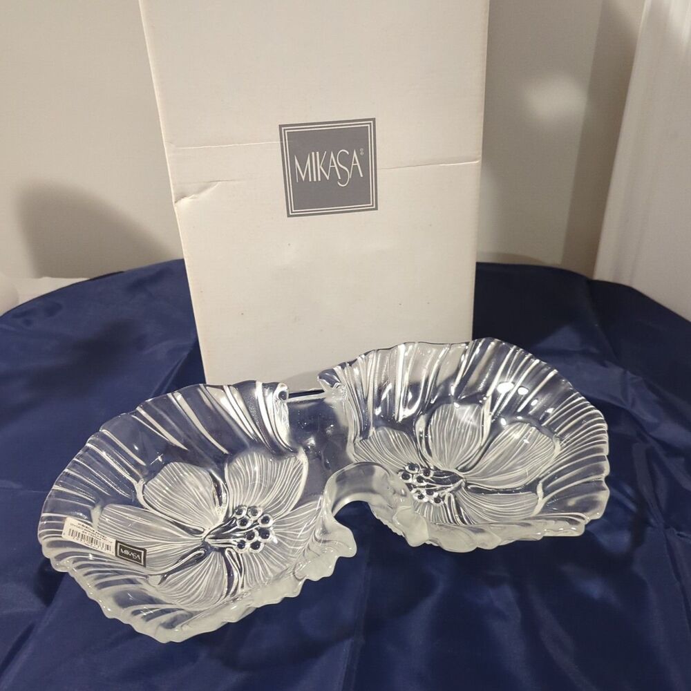 Mikasa Hibiscus Frost 13" Divided Crystal Serving Tray
